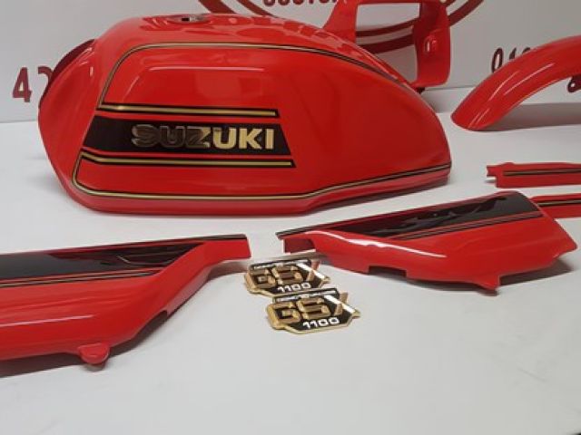 images/custom-paint-work/slider/motcycle-custom-paintwork-9-kireth-ai.jpeg